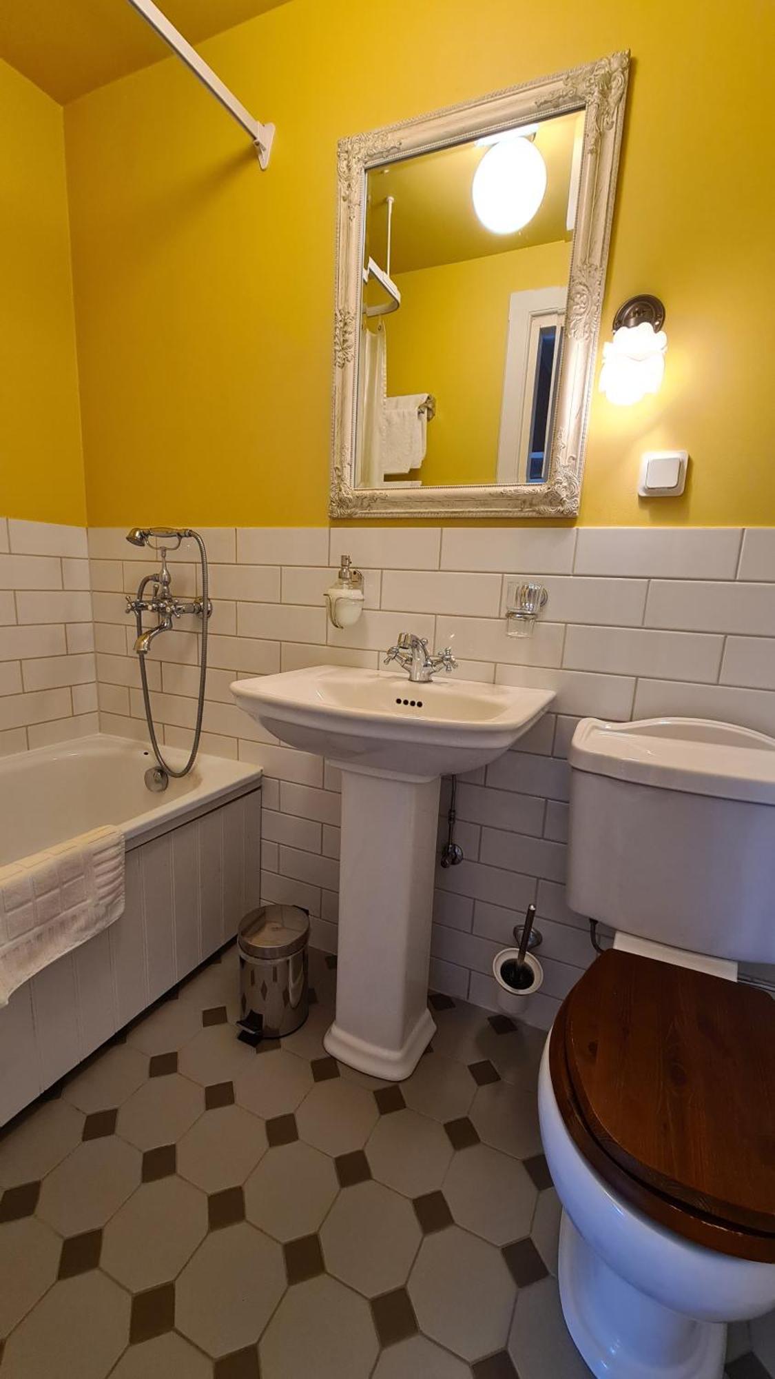 Lahe Guesthouse Haapsalu Εξωτερικό φωτογραφία